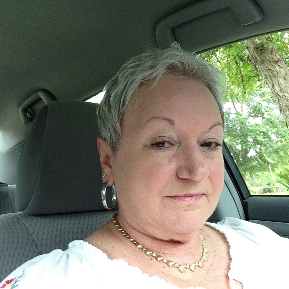 Meet your Posher, Patsy